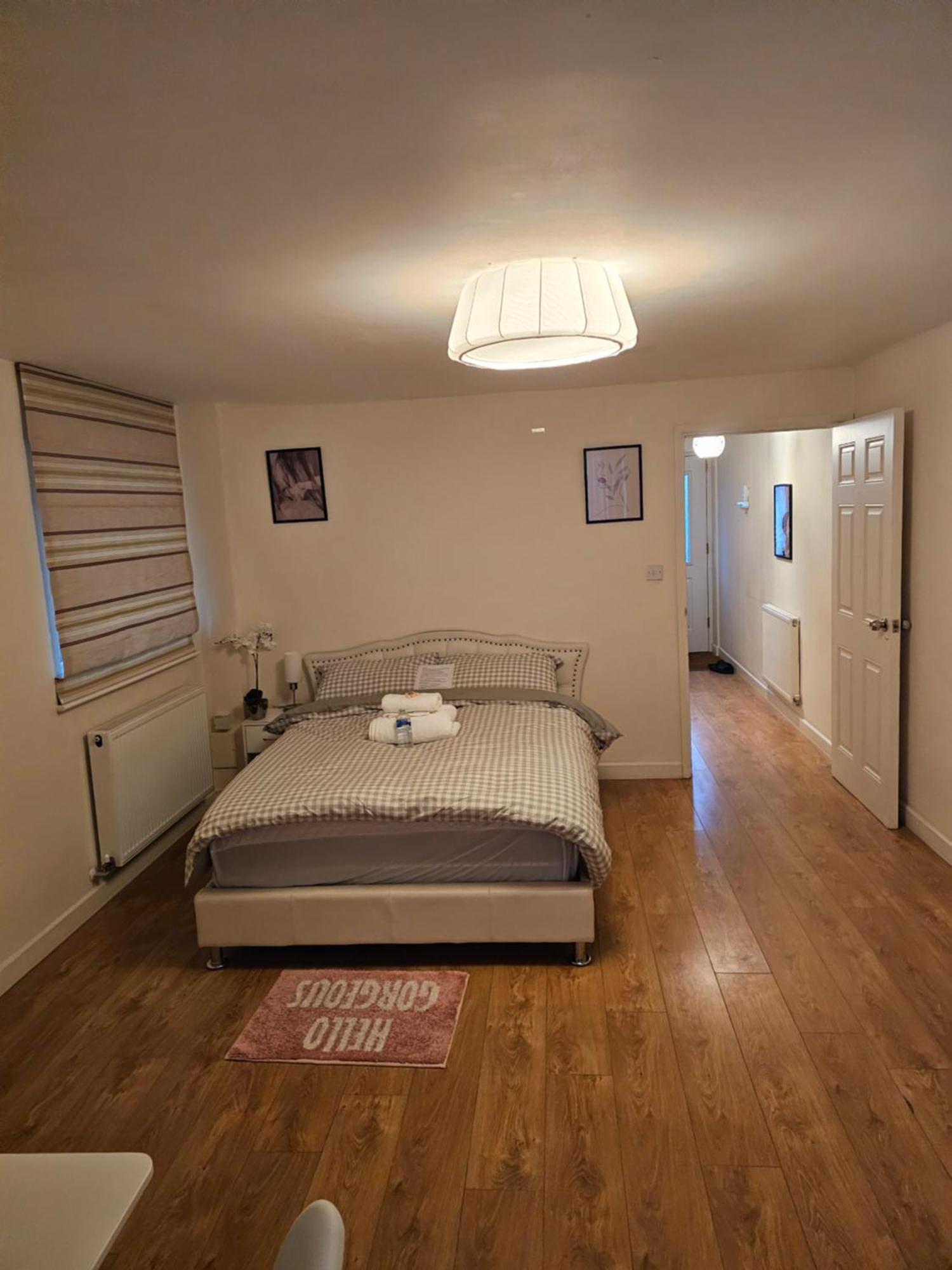 Extra Large Bedroom Dartford Ngoại thất bức ảnh